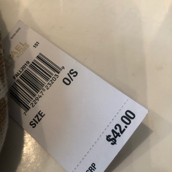 Michael Kors Beanie/Ribbed Band Hat - Picture 5 of 6